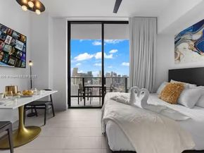 601 NE 1 Ave PH4912, Miami FL 33132