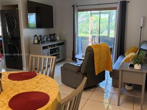 9716 Hammocks Blvd 101, Miami FL 33196