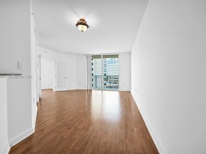 9055 SW 73rd Ct 1104, Miami FL 33156