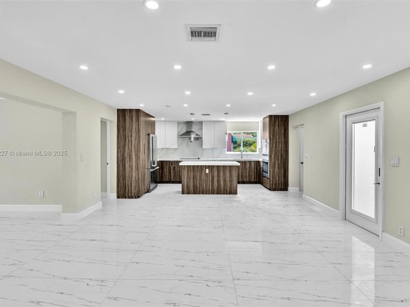 1510 Coolidge St, Hollywood FL 33020