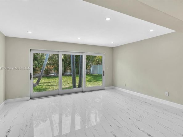 1510 Coolidge St, Hollywood FL 33020