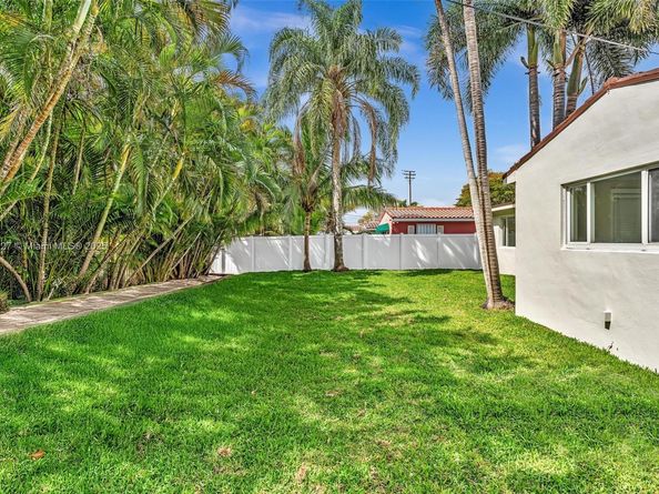 1510 Coolidge St, Hollywood FL 33020