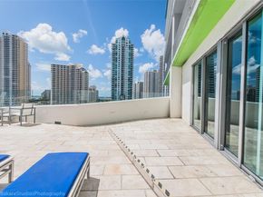 335 S Biscayne Blvd 3005, Miami FL 33131