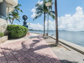 335 S Biscayne Blvd 3005, Miami FL 33131