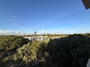 2350 NE 135th St 503, North Miami FL 33181