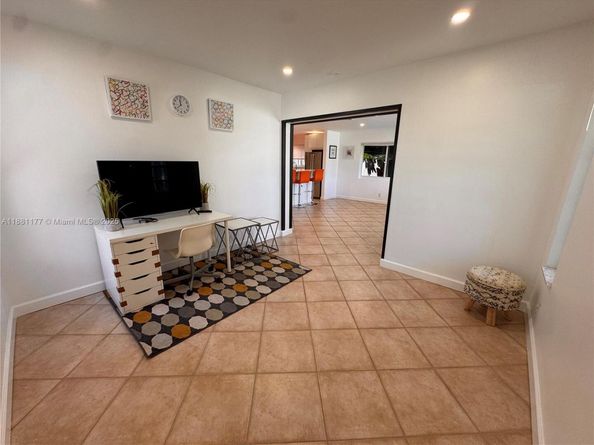 1406 Polk St, Hollywood FL 33020