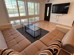 1406 Polk St, Hollywood FL 33020