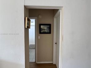 1470 NE 125th Ter 407, North Miami FL 33161