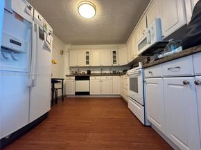1470 NE 125th Ter 407, North Miami FL 33161