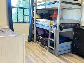 2703 NW 55th Ave, Margate FL 33063