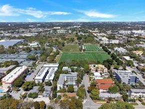 1215 NE 6th St, Fort Lauderdale FL 33304