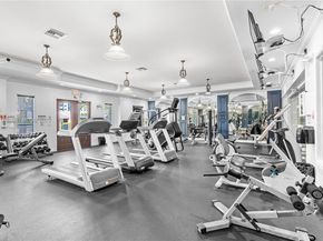 6861 SW 44th St 307, Miami FL 33155