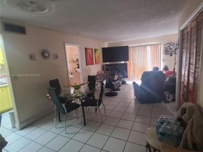 4803 NW 7th St 10314, Miami FL 33126