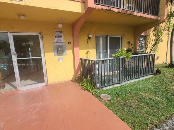 4803 NW 7th St 10314, Miami FL 33126