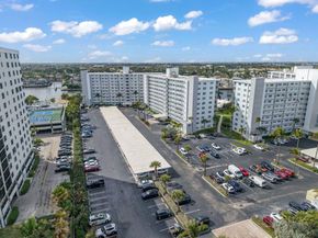 Undisclosed Address #A11958705, Highland Beach FL 33487