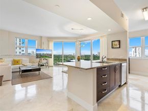 20000 E Country Club Dr 1102, Aventura FL 33180