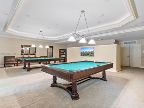 20000 E Country Club Dr 1102, Aventura FL 33180
