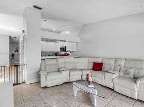 6646 NW 175th Ter, Hialeah FL 33015