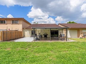 6646 NW 175th Ter, Hialeah FL 33015