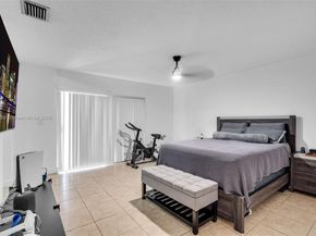 6646 NW 175th Ter, Hialeah FL 33015