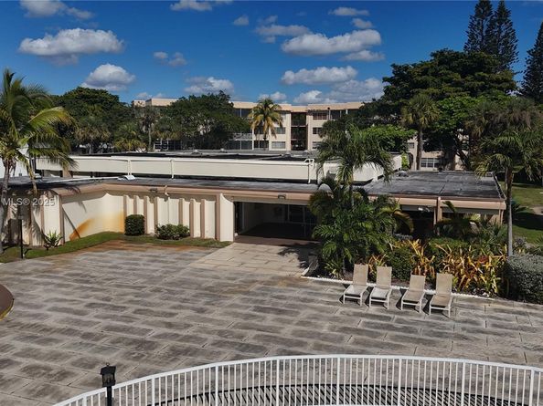 19001 NE 14th Ave 144, Miami FL 33179