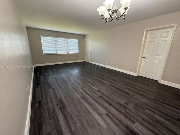 19001 NE 14th Ave 144, Miami FL 33179