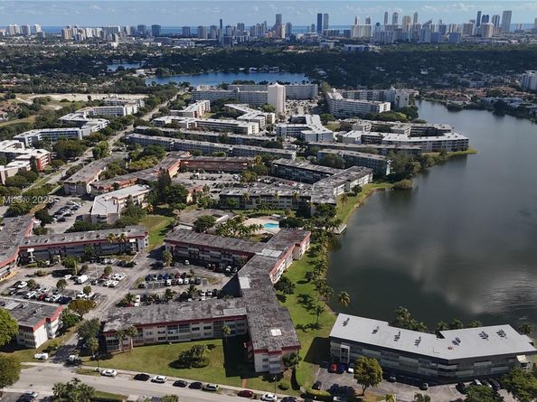 19001 NE 14th Ave 144, Miami FL 33179