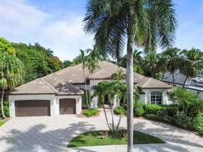 2514 Poinciana Dr, Weston FL 33327