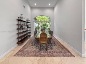 2514 Poinciana Dr, Weston FL 33327