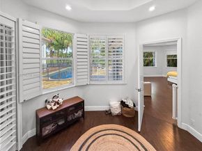 2514 Poinciana Dr, Weston FL 33327