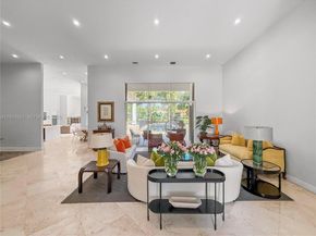 2514 Poinciana Dr, Weston FL 33327