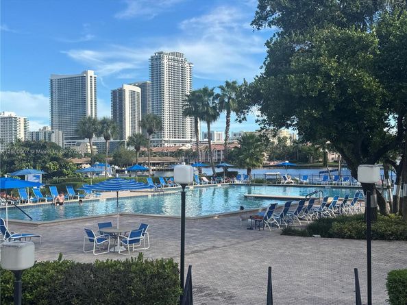 Undisclosed Address #A11900007, Hallandale Beach FL 33009