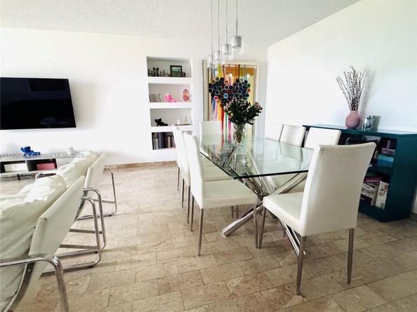 Undisclosed Address #A11900007, Hallandale Beach FL 33009