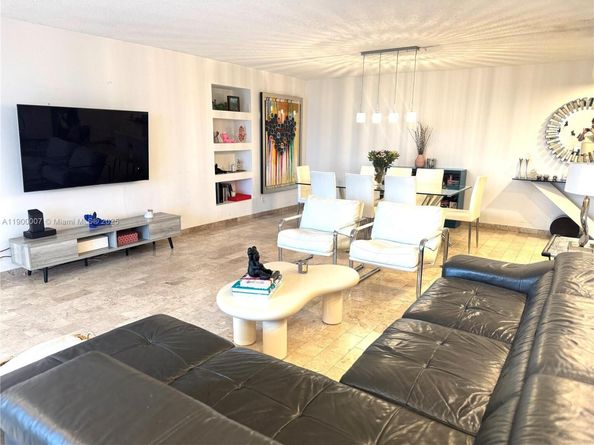 Undisclosed Address #A11900007, Hallandale Beach FL 33009