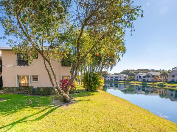 3246 NW 47 Avenue 3297, Coconut Creek FL 33063