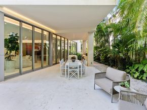 1616 Onaway Dr, Miami FL 33133