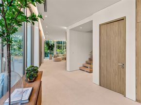 1616 Onaway Dr, Miami FL 33133