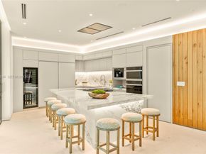 1616 Onaway Dr, Miami FL 33133