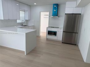 Undisclosed Address #A11940763, Hollywood FL 33023