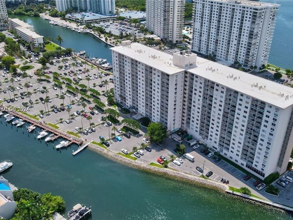 400 Kings Point Dr 527, Sunny Isles Beach FL 33160