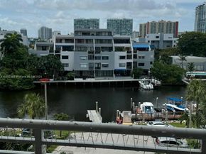 400 Kings Point Dr 527, Sunny Isles Beach FL 33160