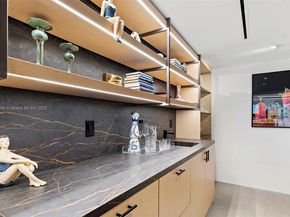 2301 Collins Ave 1004, Miami Beach FL 33139