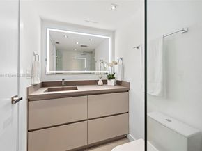 2301 Collins Ave 1004, Miami Beach FL 33139