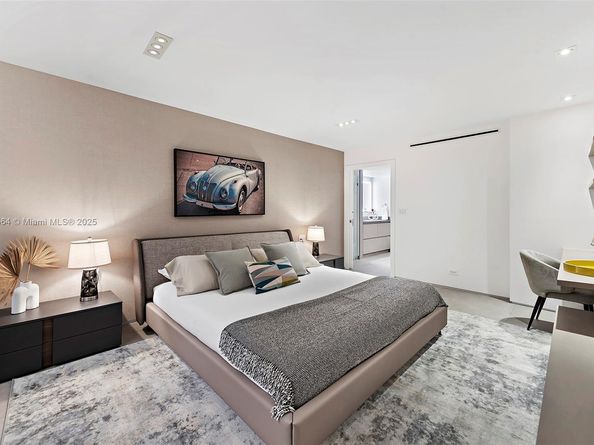 2301 Collins Ave 1004, Miami Beach FL 33139