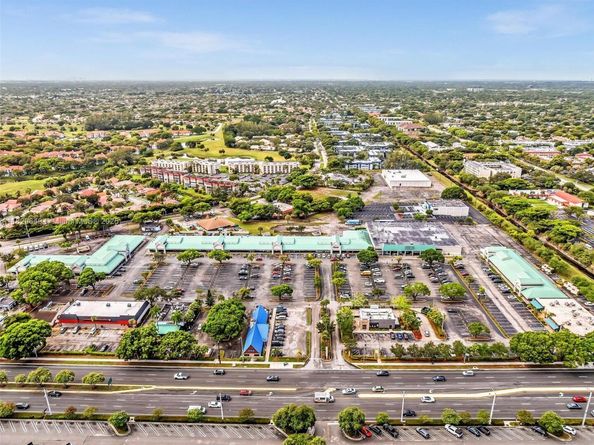 3210 Holiday Springs Blvd 2302, Margate FL 33063