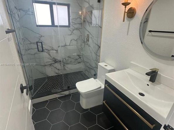 5150 E 9th Ln, Hialeah FL 33013