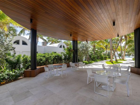 6365 Collins Ave 2703, Miami Beach FL 33141