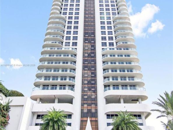 6365 Collins Ave 2703, Miami Beach FL 33141