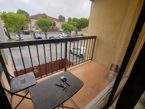 690 W Park Dr 2204, Miami FL 33172