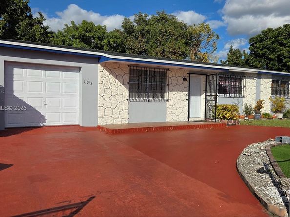 11933 SW 196th Ter, Miami FL 33177